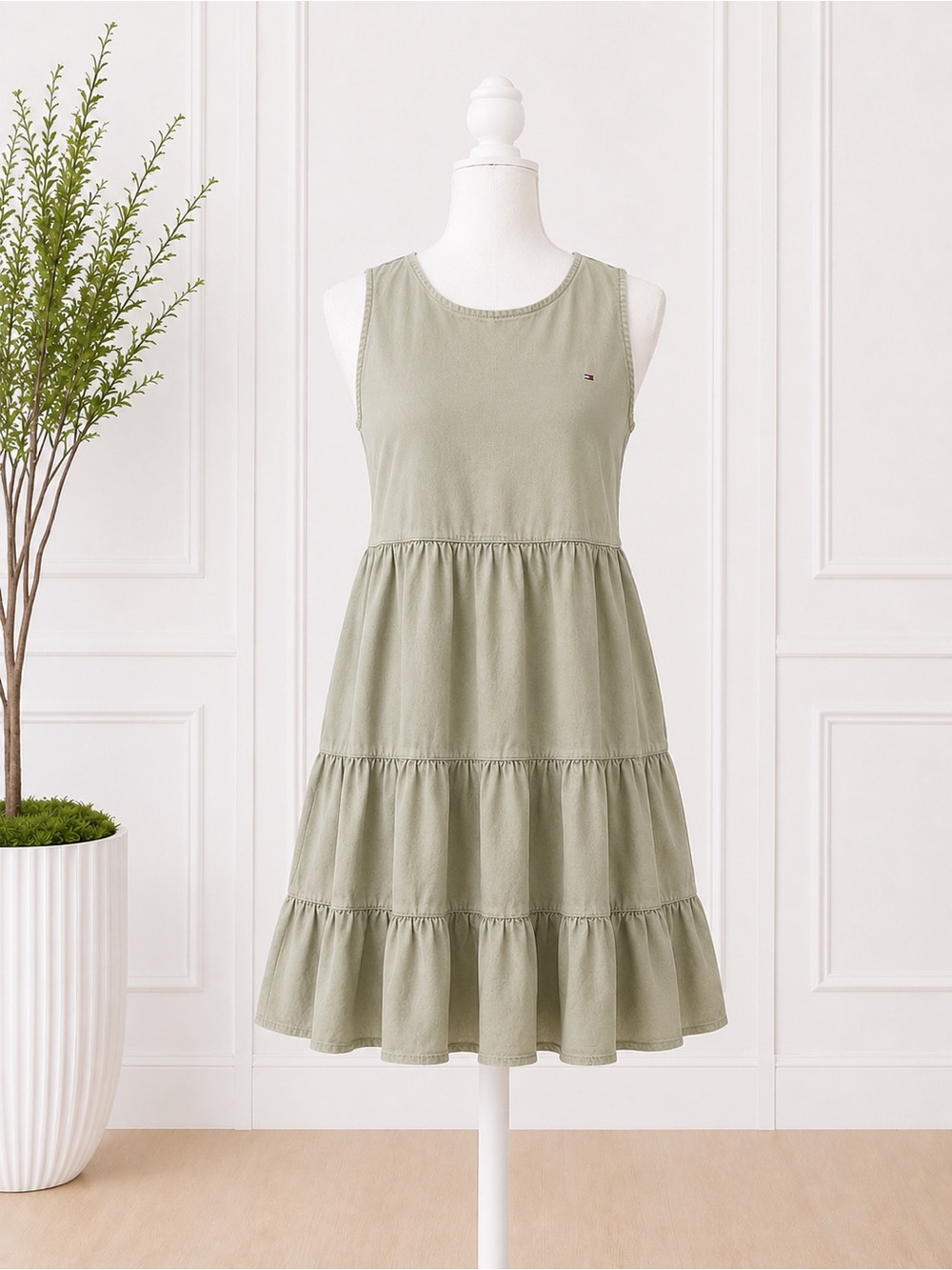 Tommy Hilfiger Olive Sleeveless Tiered Mini Dress - Picture 2 of 6